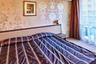 Отель Hotel Forum Солнечный Берег Двухместный номер с 1 кроватью или 2 отдельными кроватями (для 2 взрослых)-4