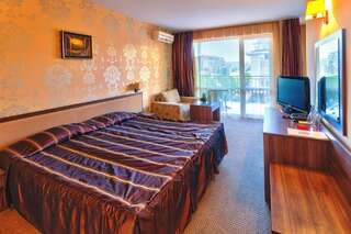 Отель Hotel Forum Солнечный Берег Полулюкс (для 2 взрослых и 2 детей)-5