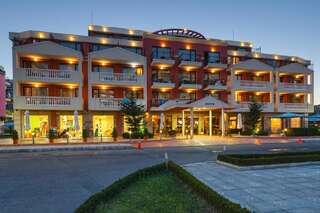 Отель Hotel Forum Солнечный Берег Двухместный номер с 1 кроватью или 2 отдельными кроватями (для 2 взрослых) — Бесплатный доступ на пляж-5